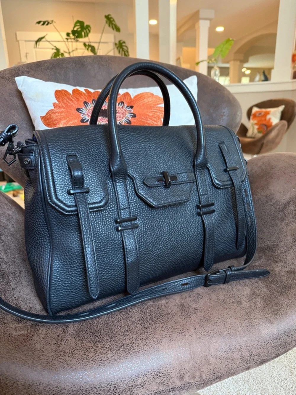 REBECCA MINKOFF SATCHEL BAG  JULES BLK ON BLK LEATHER & HARDWARE w/STRAP EUC